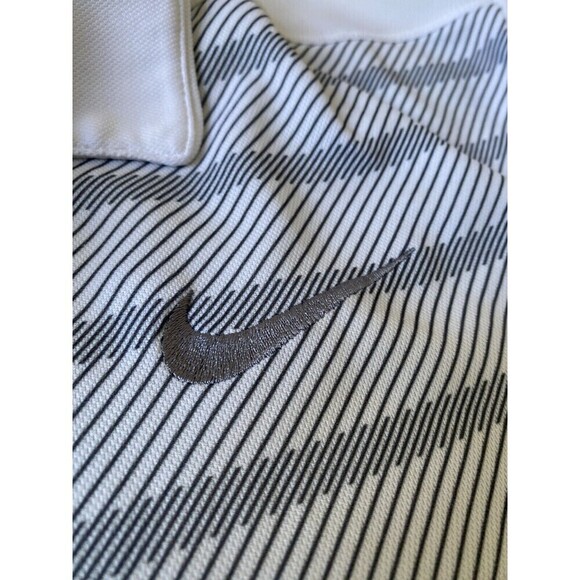 Lot of 3 Nike, Dri-Fit, Golf, Vintag Polos Size XL Extra Large Blue, Red White - Picture 5 of 16